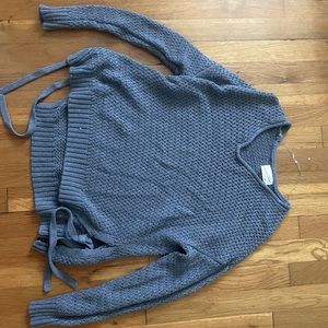 Universal threads sweater